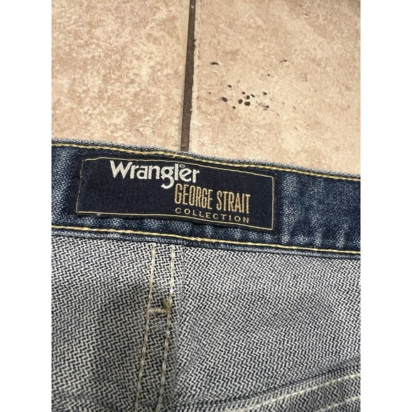Wrangler Jeans Mens 36x30 George Straight Blue Premium Denim Cowboy Cut Reg Fit - Picture 3 of 8